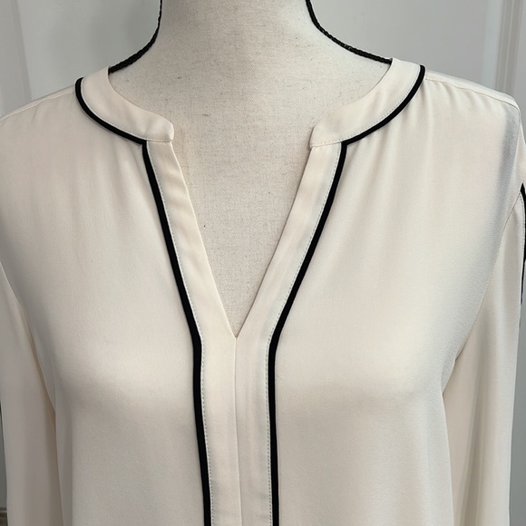 LOFT women’s cream & black trim blouse holiday/work - size small - Picture 2 of 8